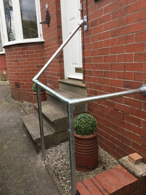 Galvanised tube and clamp handrail