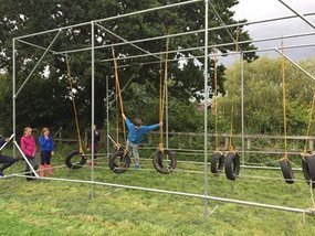 Tyre swing frame