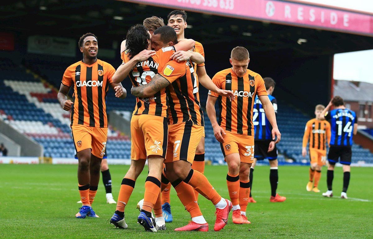 Hull City footballers celebrating
